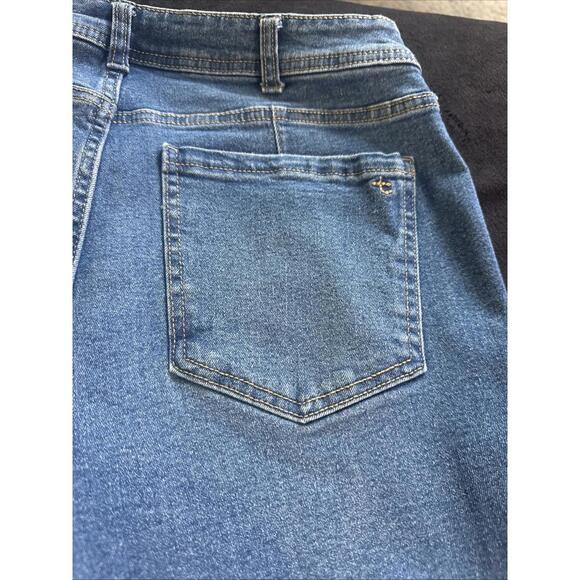 Women’s Size 12‎ Denim Blue Jeans Mid Rise Boot Cut By True Craft - Picture 10 of 13